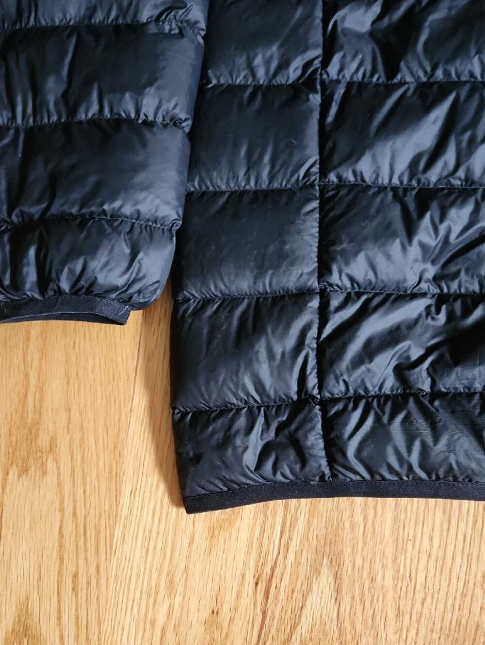 Eddie Bauer, Mens Black Hooded Down Puffer Jacket, Sz Medium - Picture 8 of 14